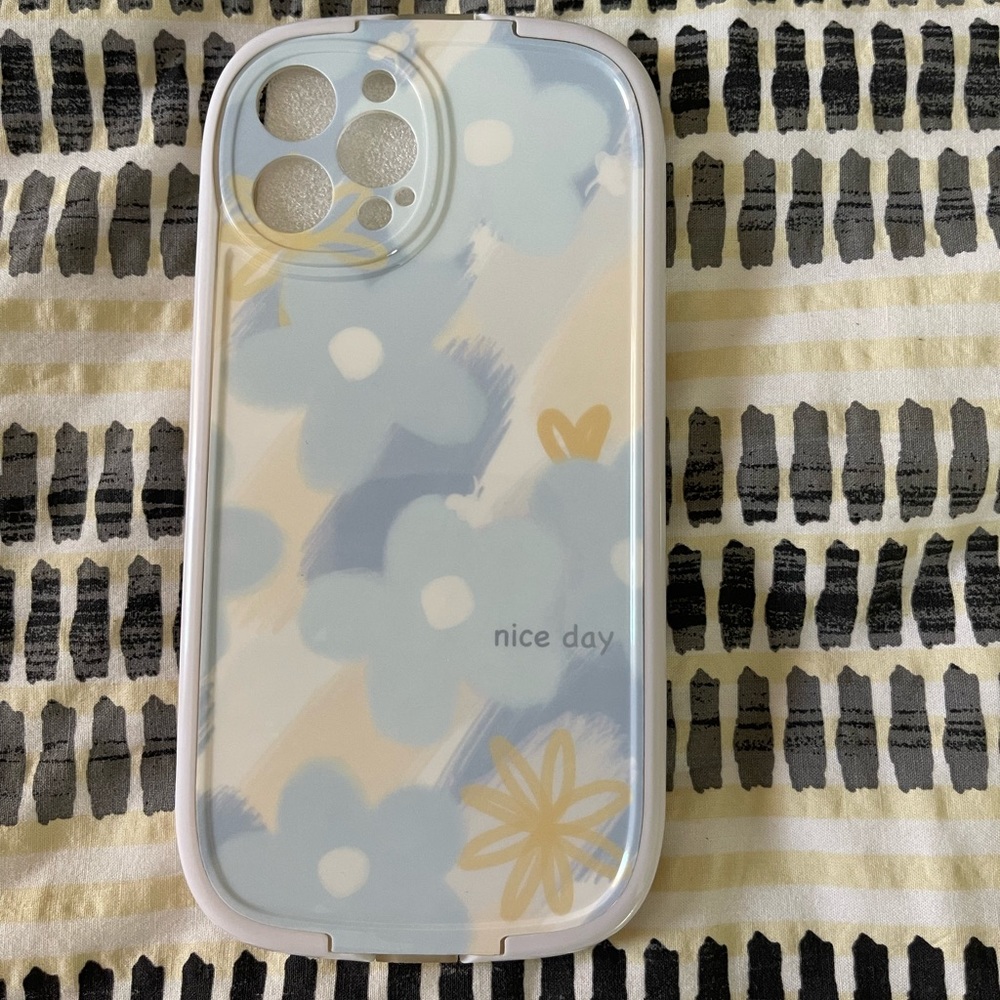 Beautiful Unique Case for iPhone 12 Pro Max (excellent condition)